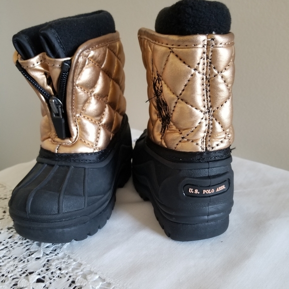 U.S. Polo Assn. Black Gold Quilted Winter Boots - Picture 3 of 4